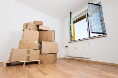 Removals van supporting a Docklands apartment move