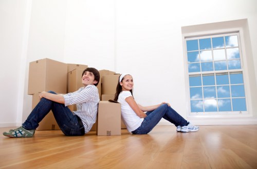 Local removals support for Docklands homes and apartments